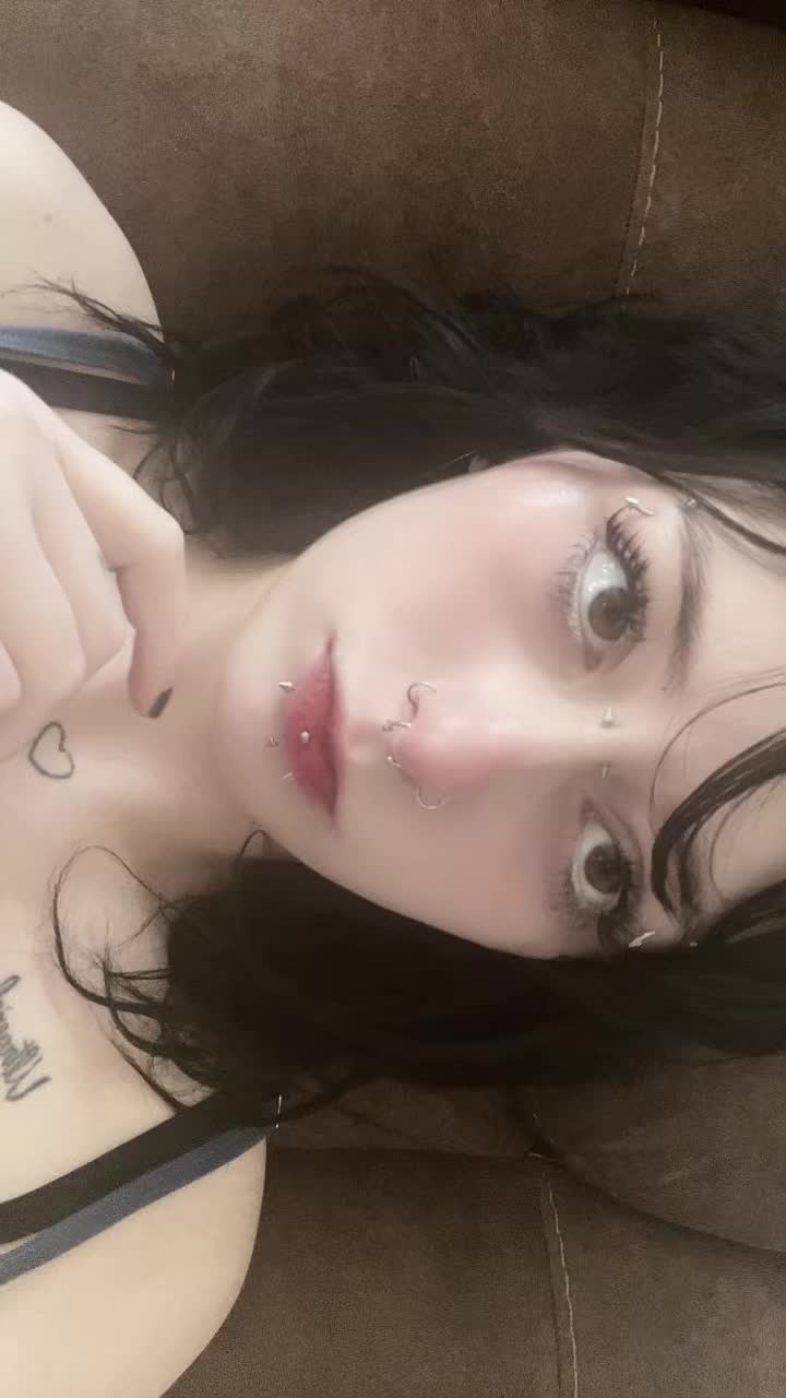 @mckaylee ≽^•༚• ྀི≼