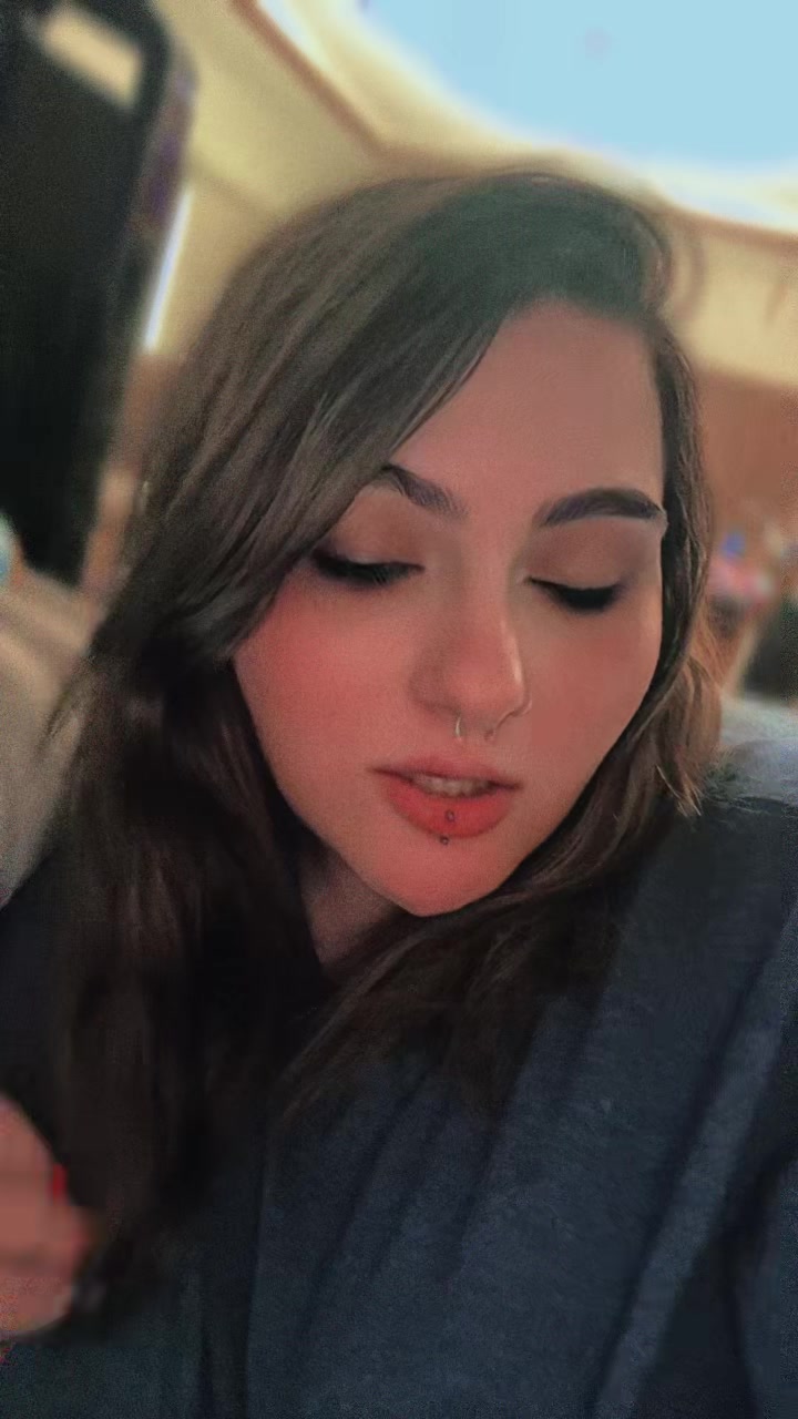 @🖤💋🌻Giggles_Baby🖤💋🌻