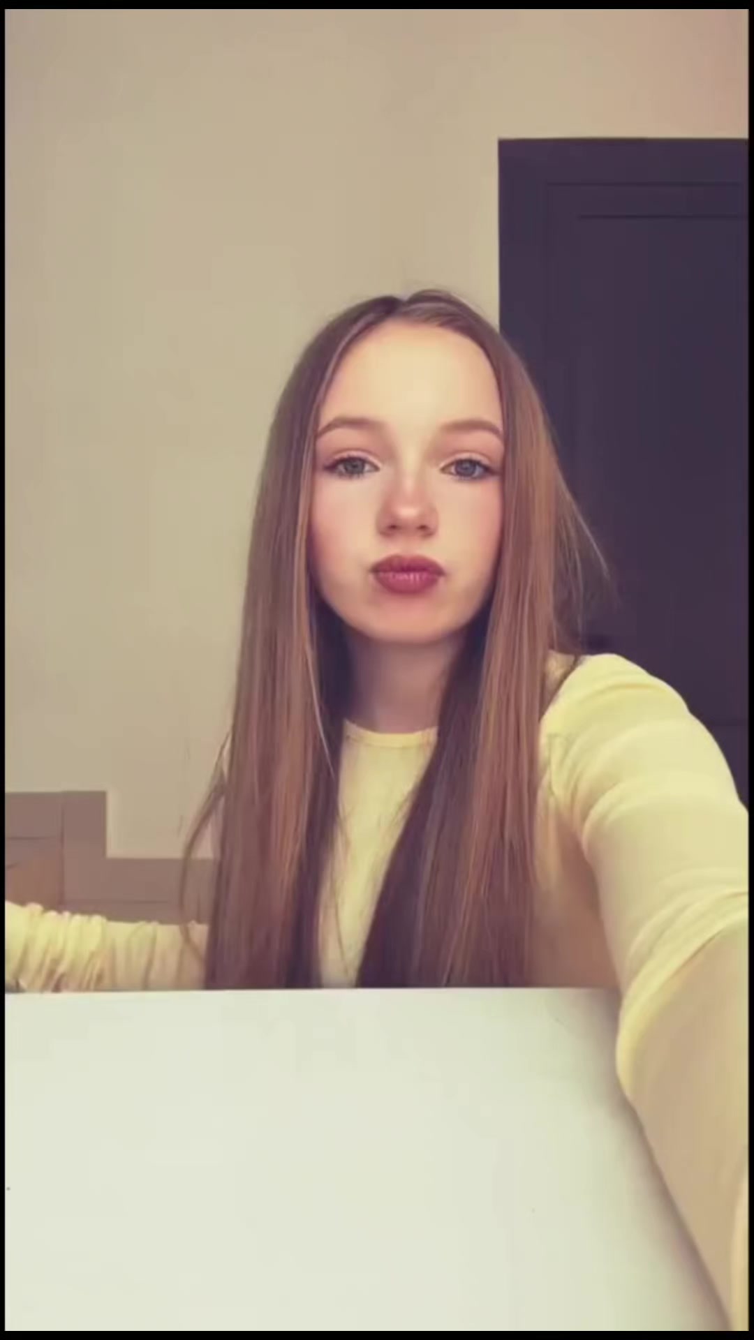 @ℑ 𝔩𝔬𝔳𝔢 𝔅𝔢𝔱𝔰𝔶