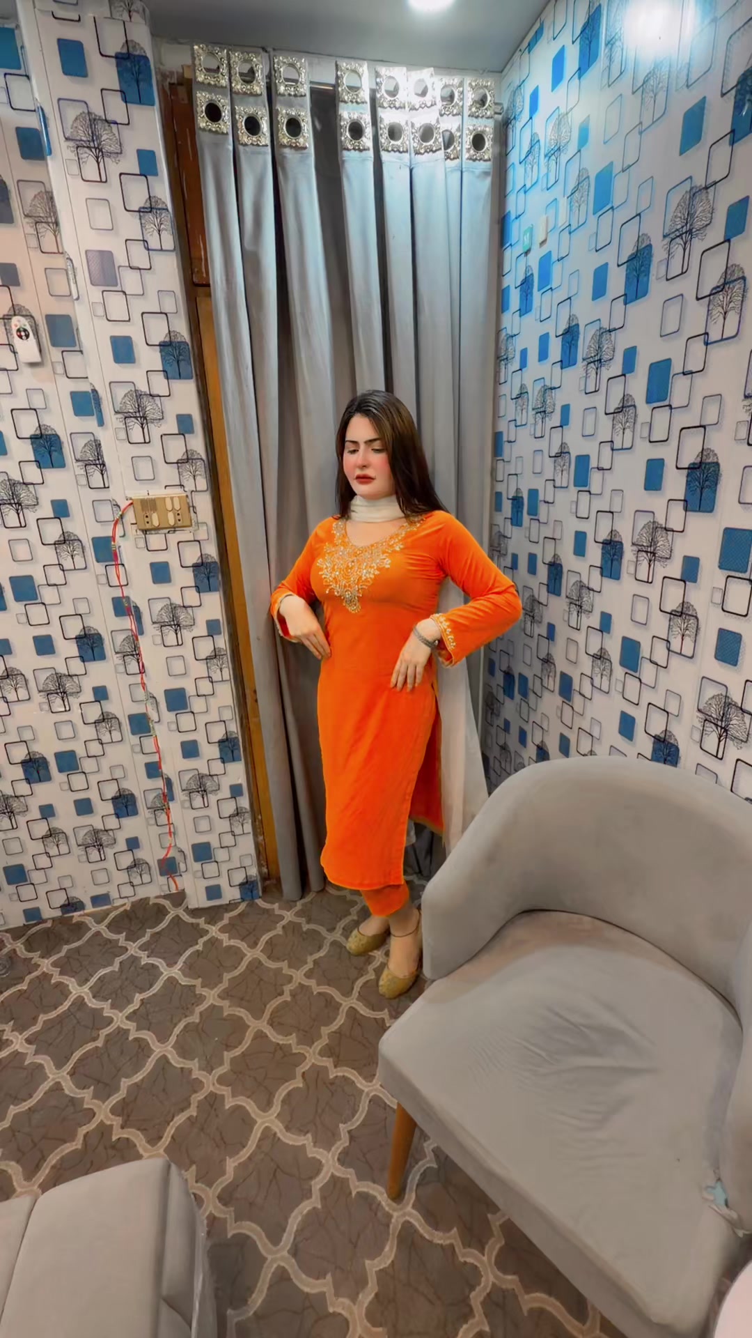 @Riya Khan34