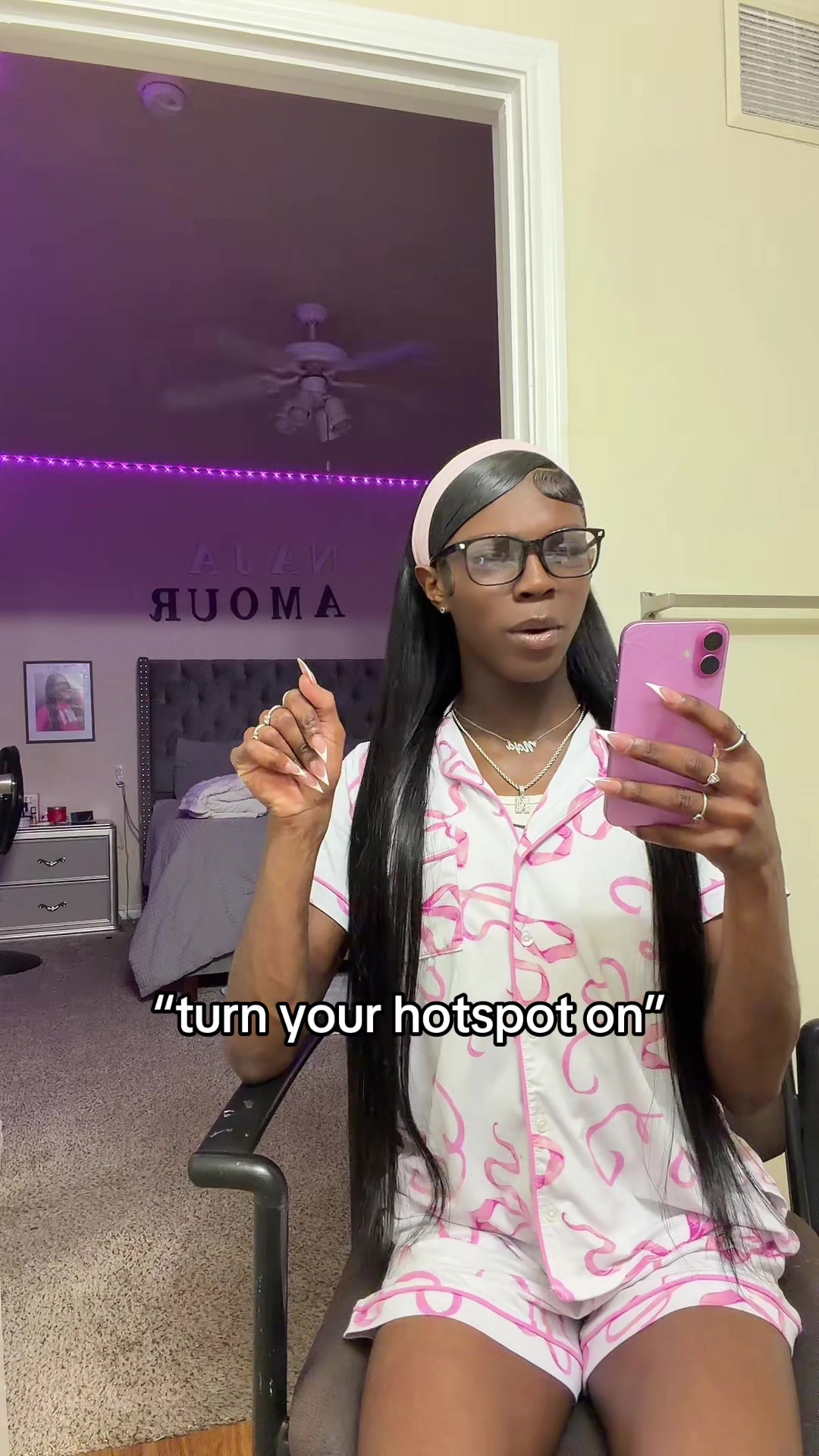 @QUEEN NAJ ᥫ᭡ .