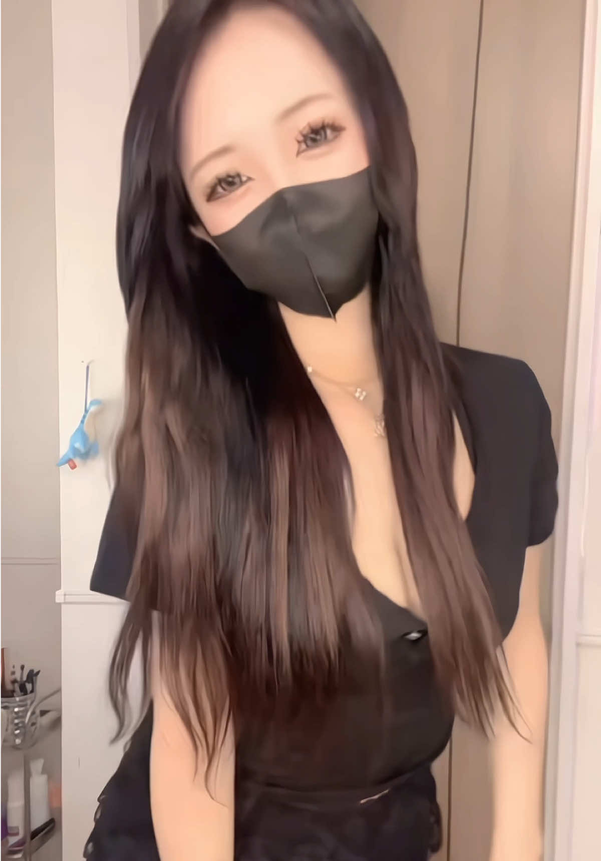 @🎭𝑯𝒊𝒏𝒂🐣🐱