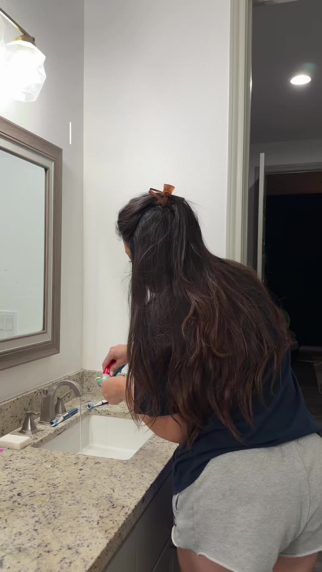 @yarimaaguillon