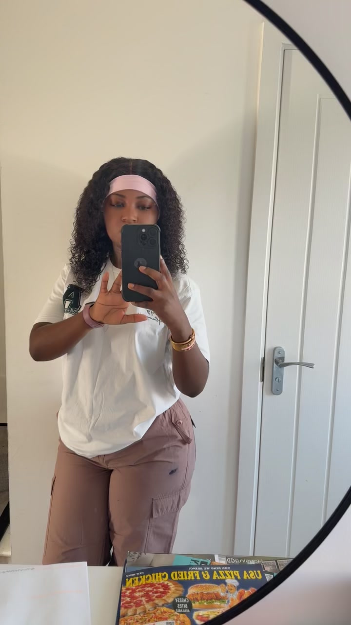 @Akosua-Emerald ⚡️🇬🇭🇬🇧