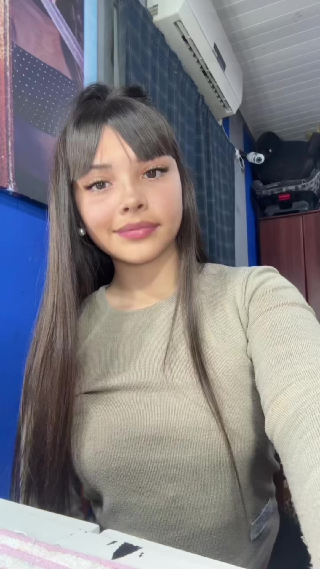 @𝒩𝒶𝒾𝓇𝒶𝒶