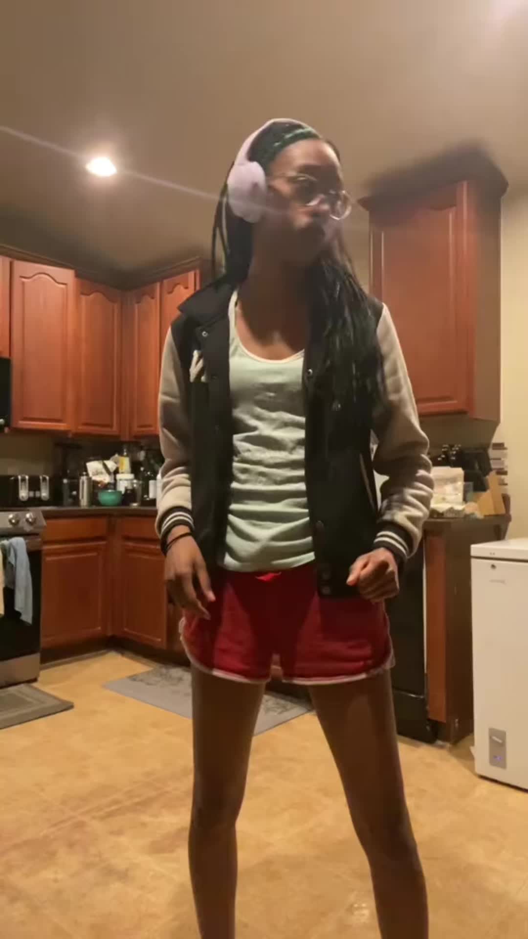 @Shayla