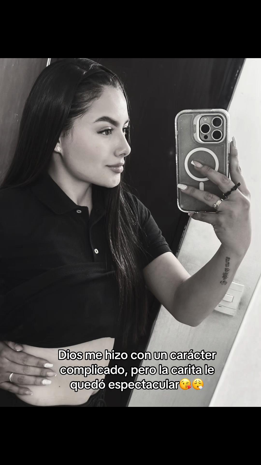 @𝑹𝒐𝒙𝒂𝒏𝒂💋