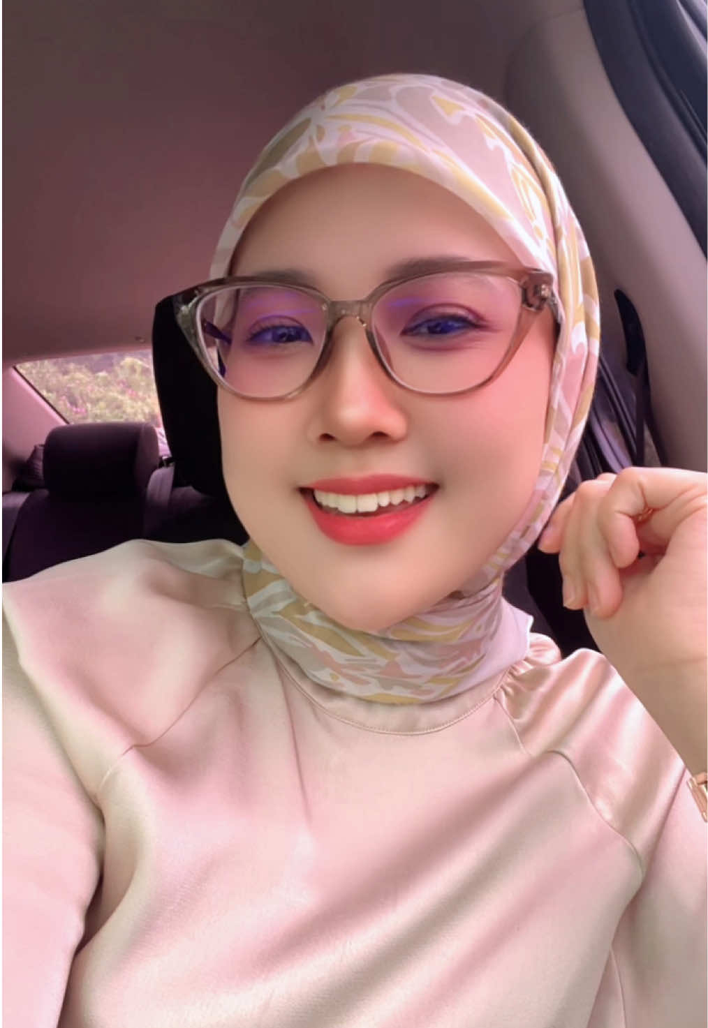 @Hawa Moja🦋