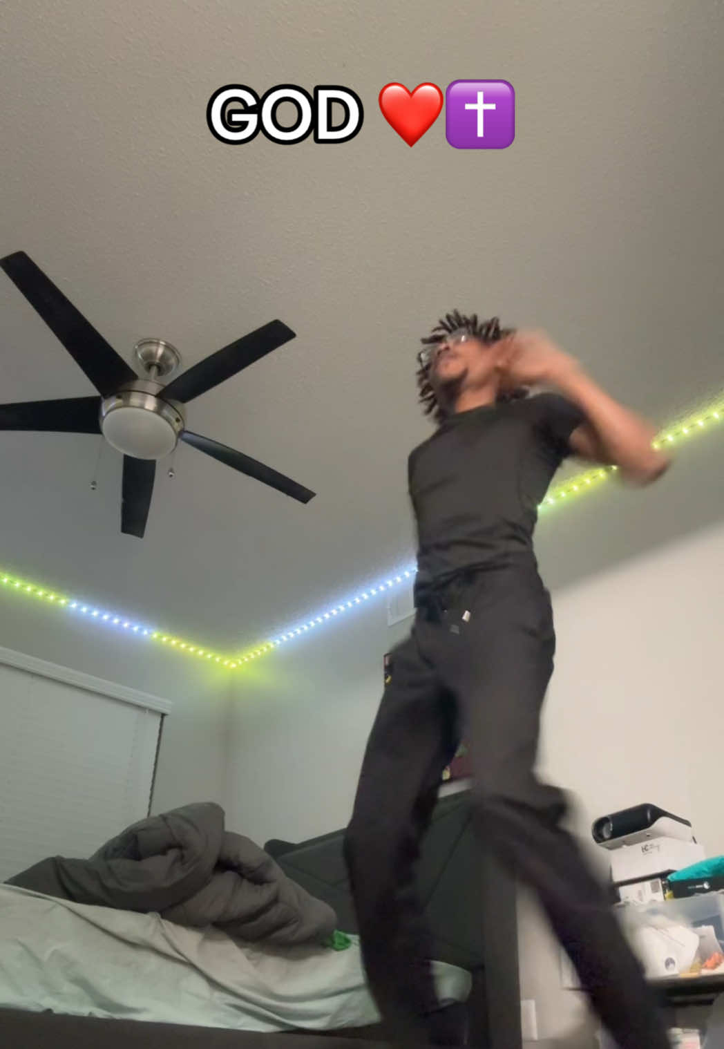 @vonseerrr