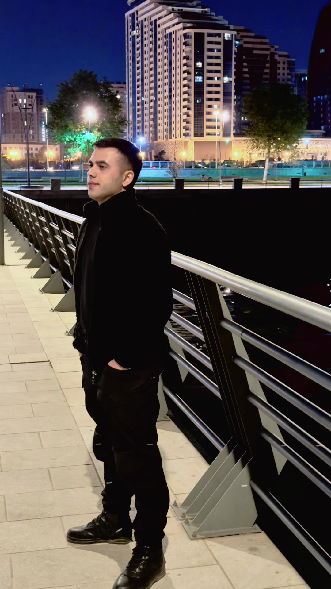 @Mövsüm