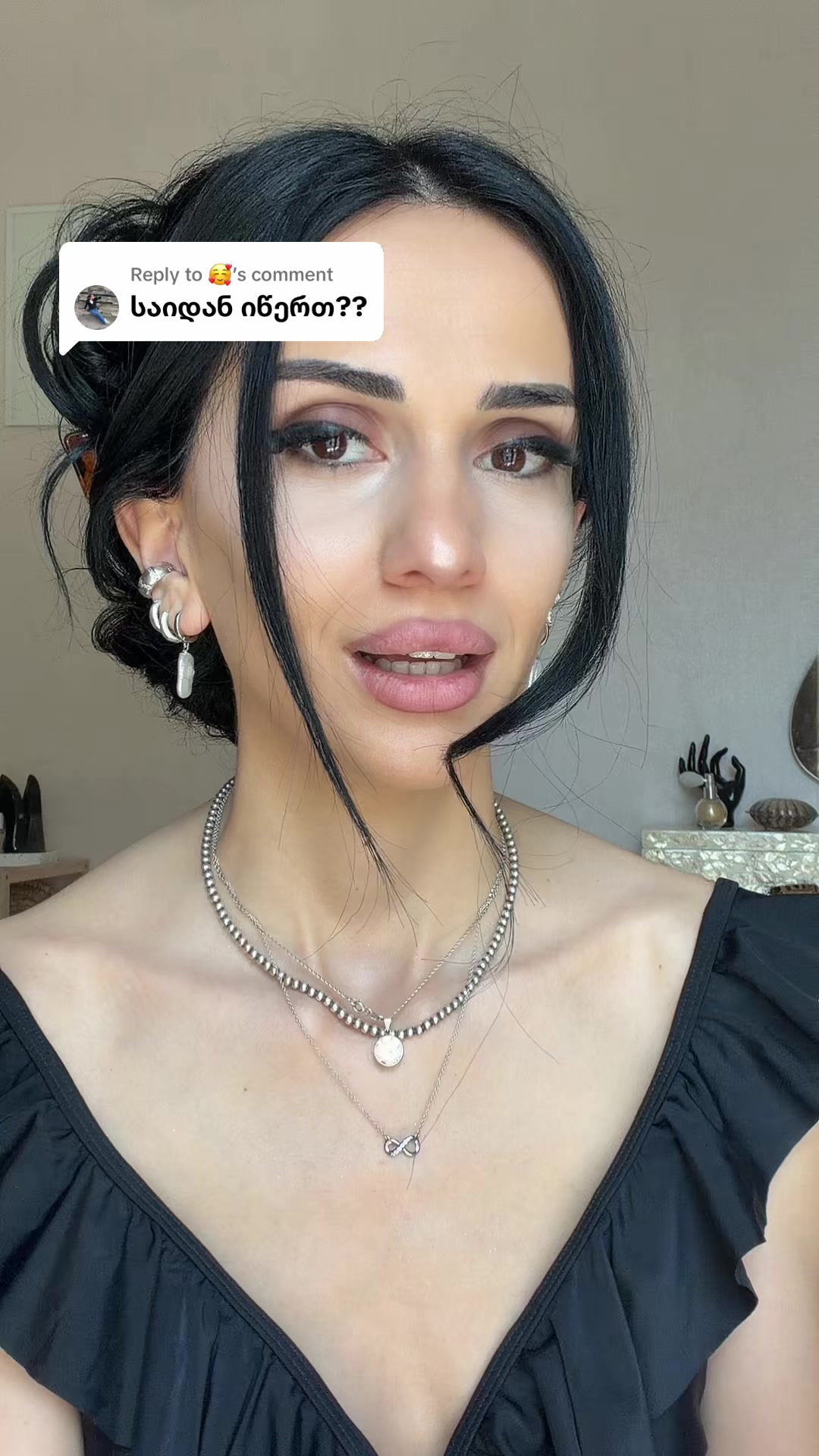 @morticia