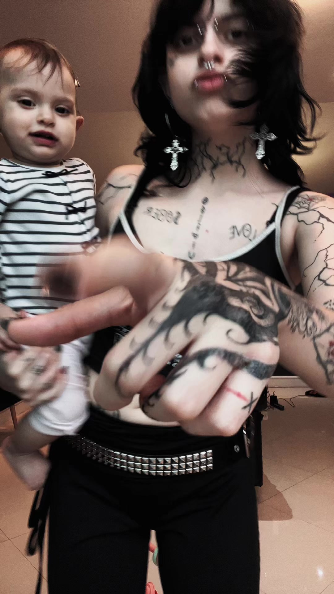 @mamaecaos