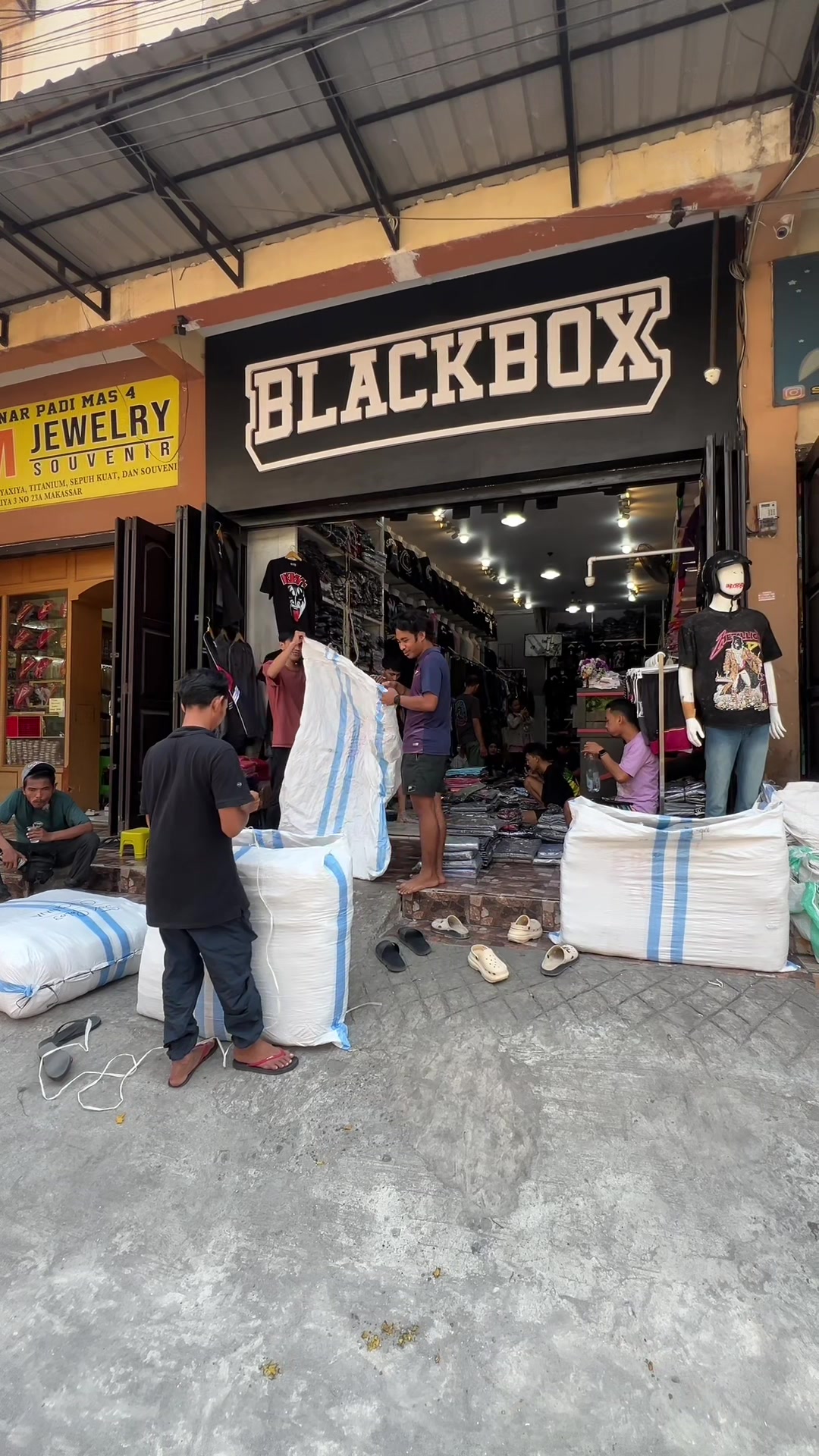 @BLACKBOX GROSIR PAKAIAN