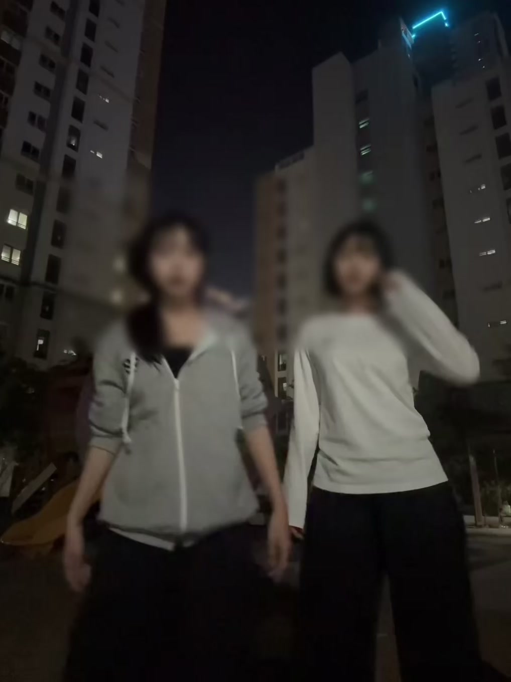 @은