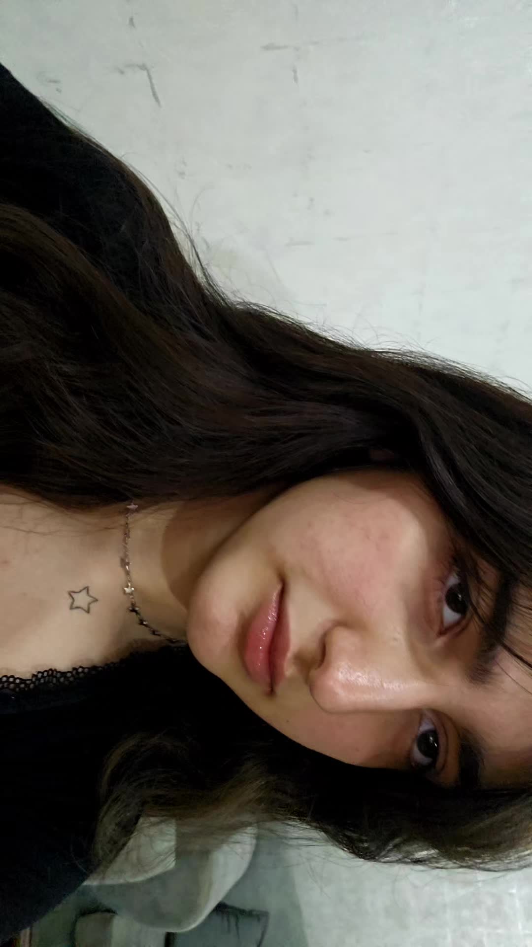 @𝒫𝒶𝓇𝓇𝑒𝓁𝓁𝒶🪽