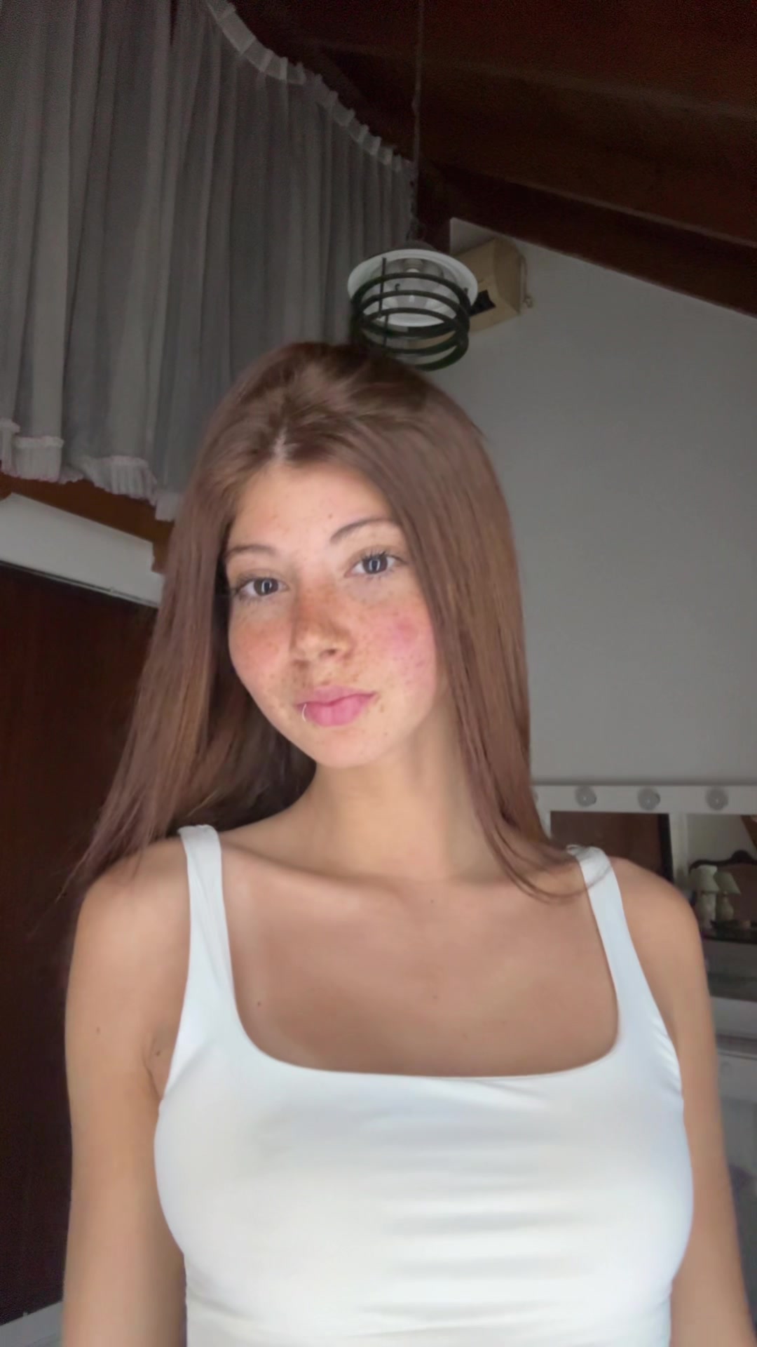@indiaairigoyen
