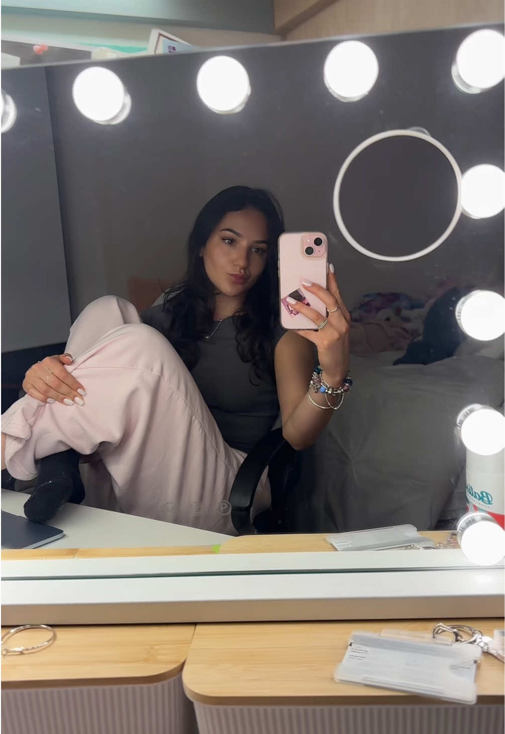 @Luna