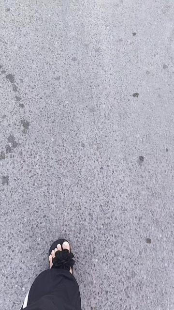@ᴮəᴸᴷə ᴰə ᴮᴵᴿ ᴳüᴺ