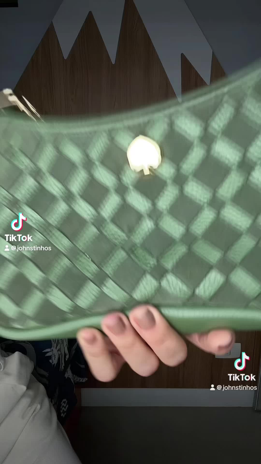 @Johnstinhos