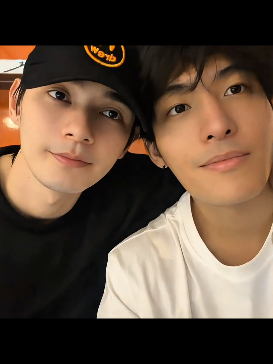 @๐โ
๏ธโจ