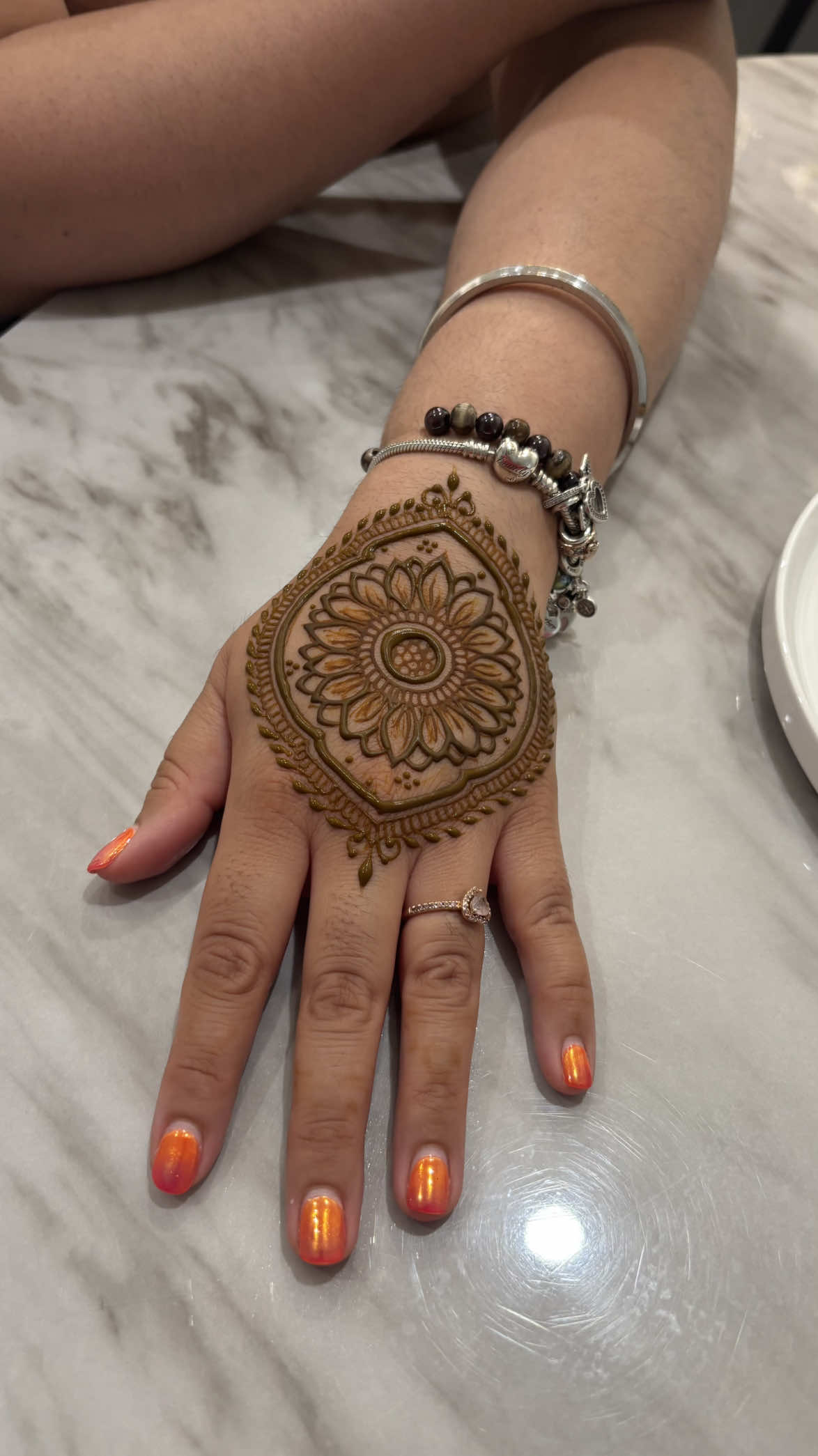 @Kundanhenna