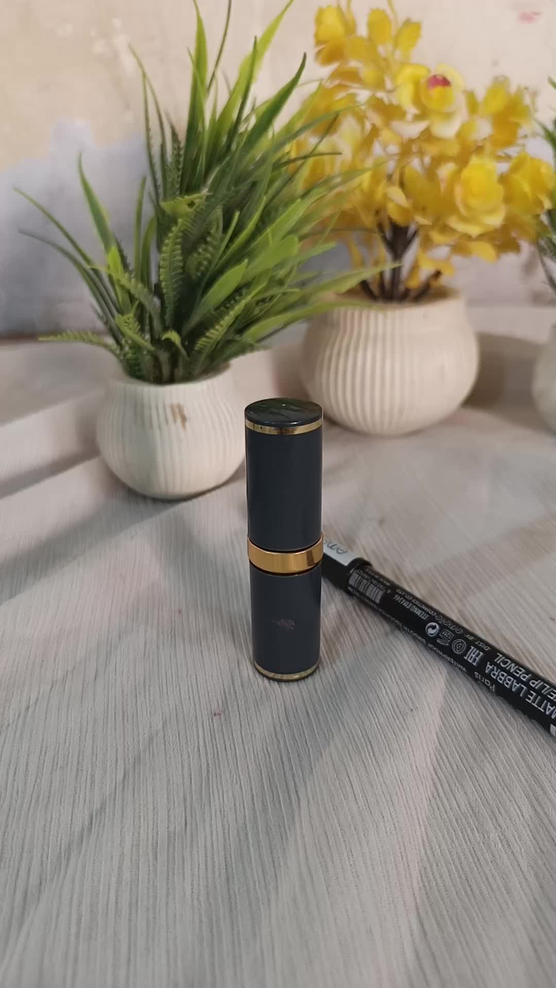 @Glossy rimsha💄