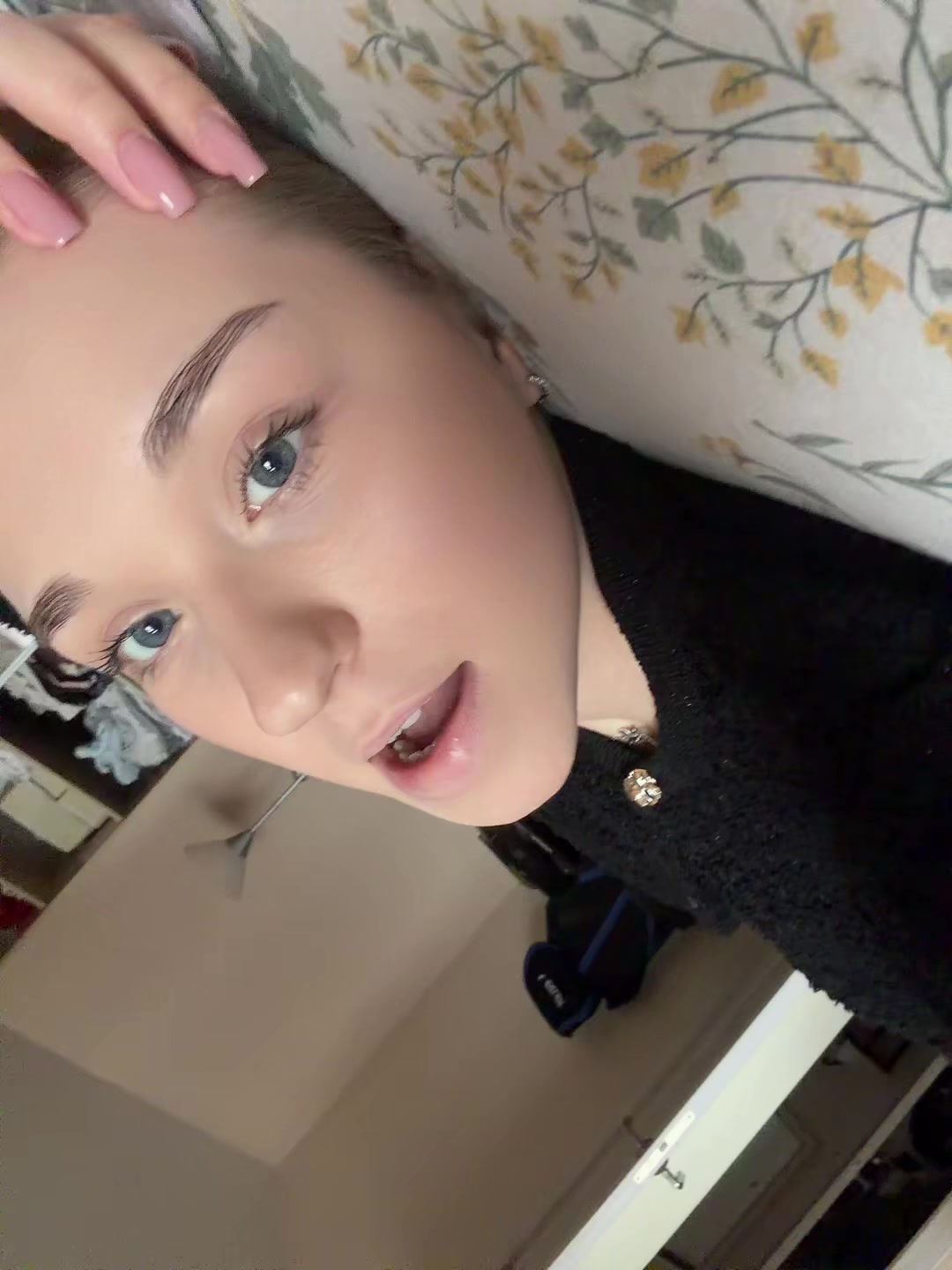 @Angélique