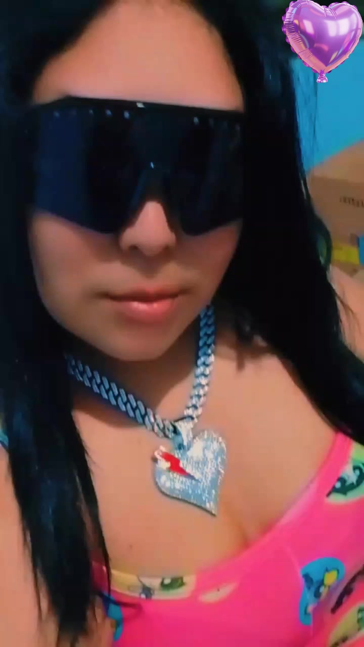 @Yennifer 💗💥💦