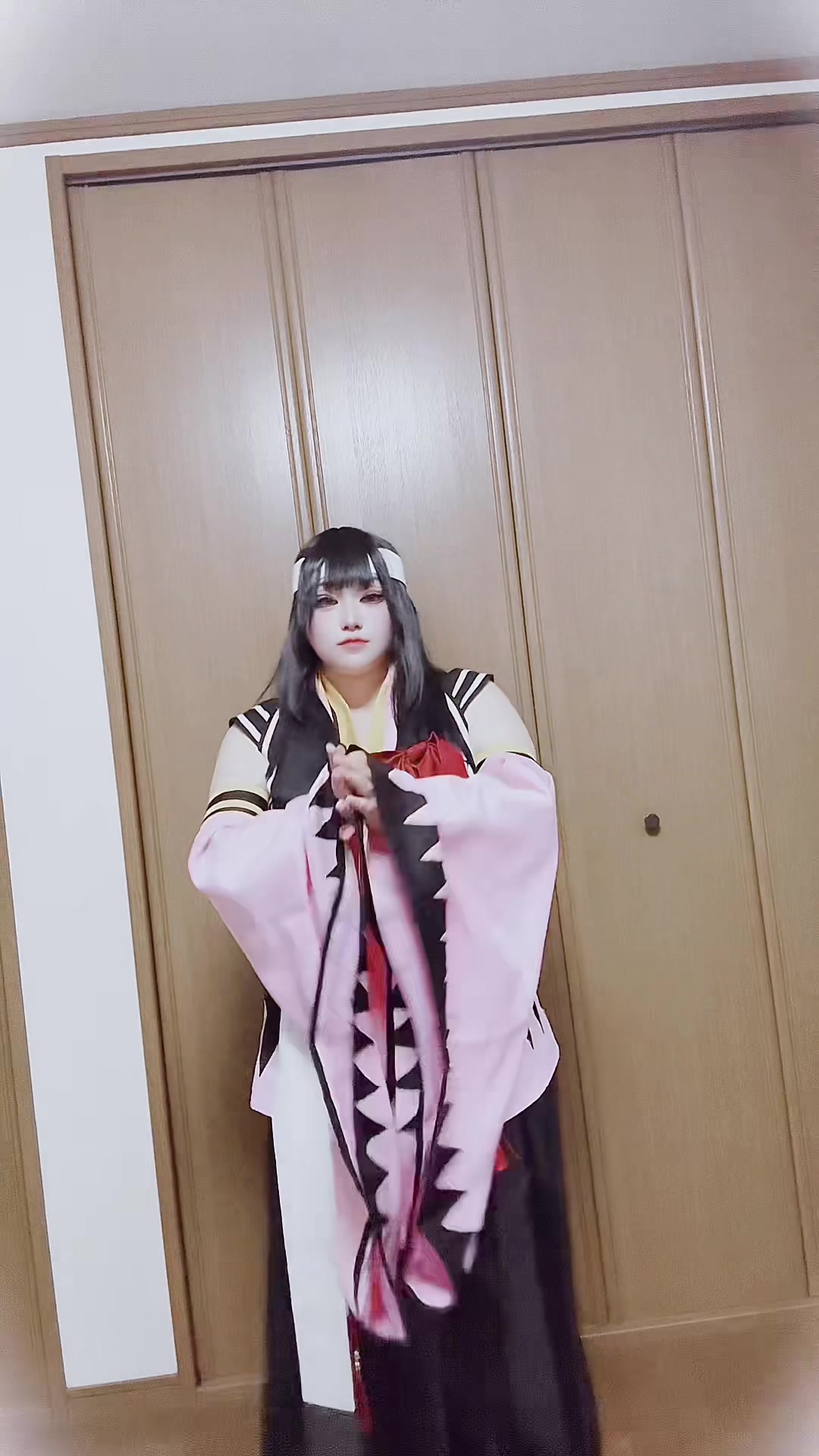@アシシ