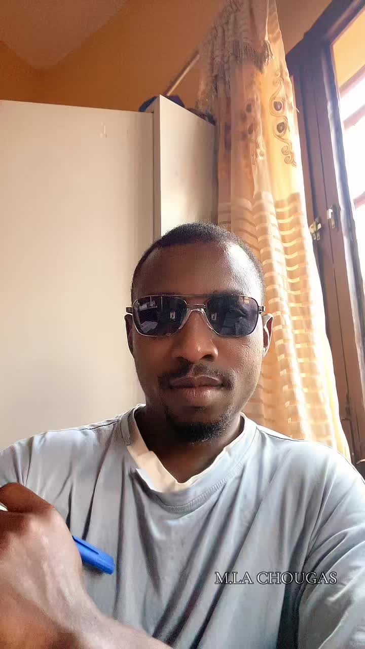 @Лазарро