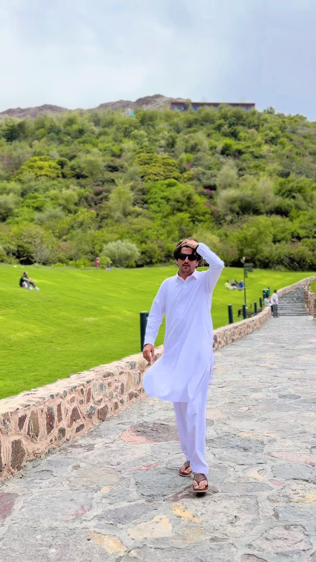 @Muzammil Riaz khattak(MRK)