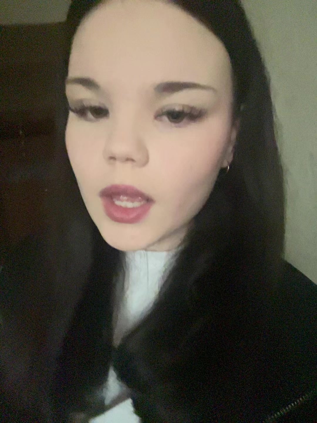 @лиза