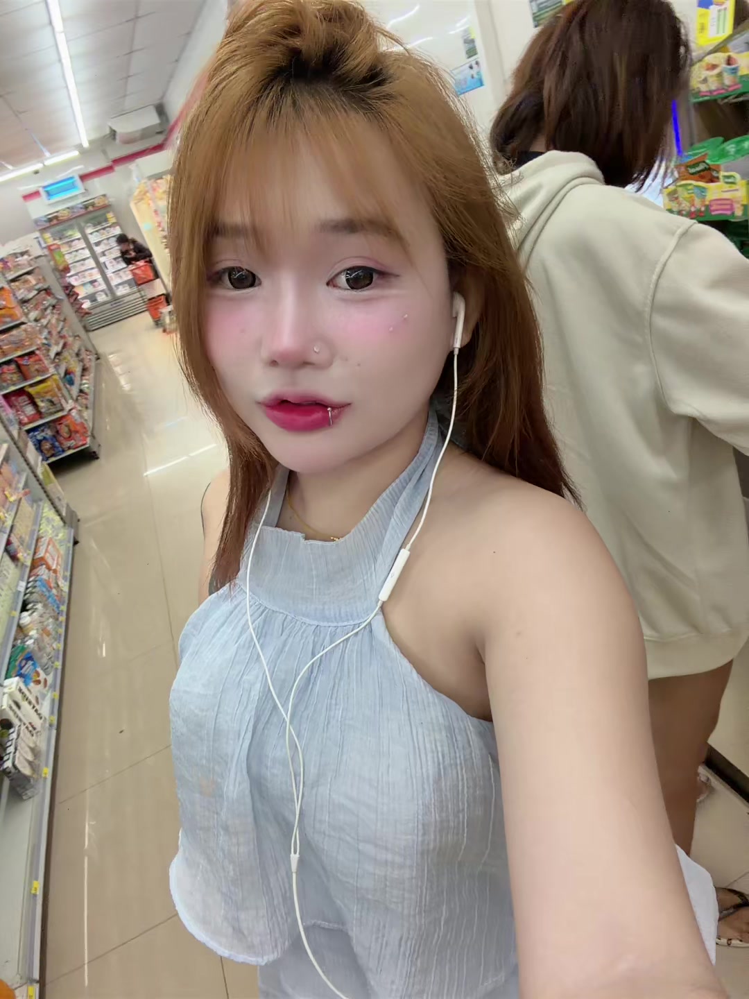 @🐽