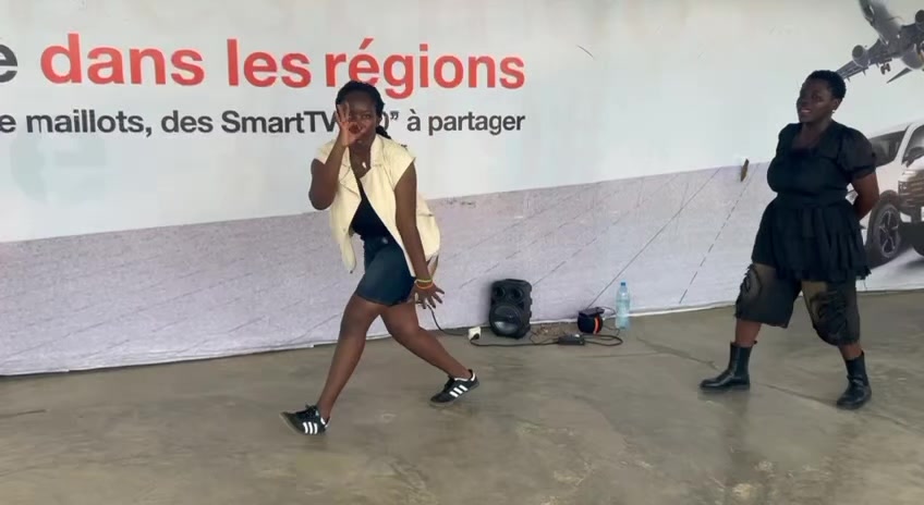 @djeneva 🇨🇲