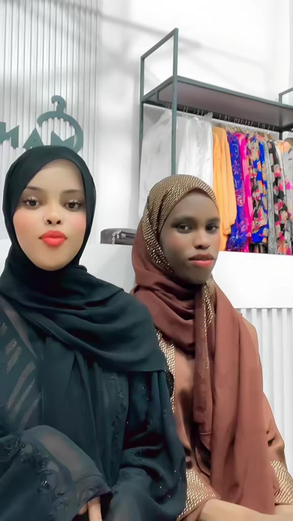@Fadumo Riyaad