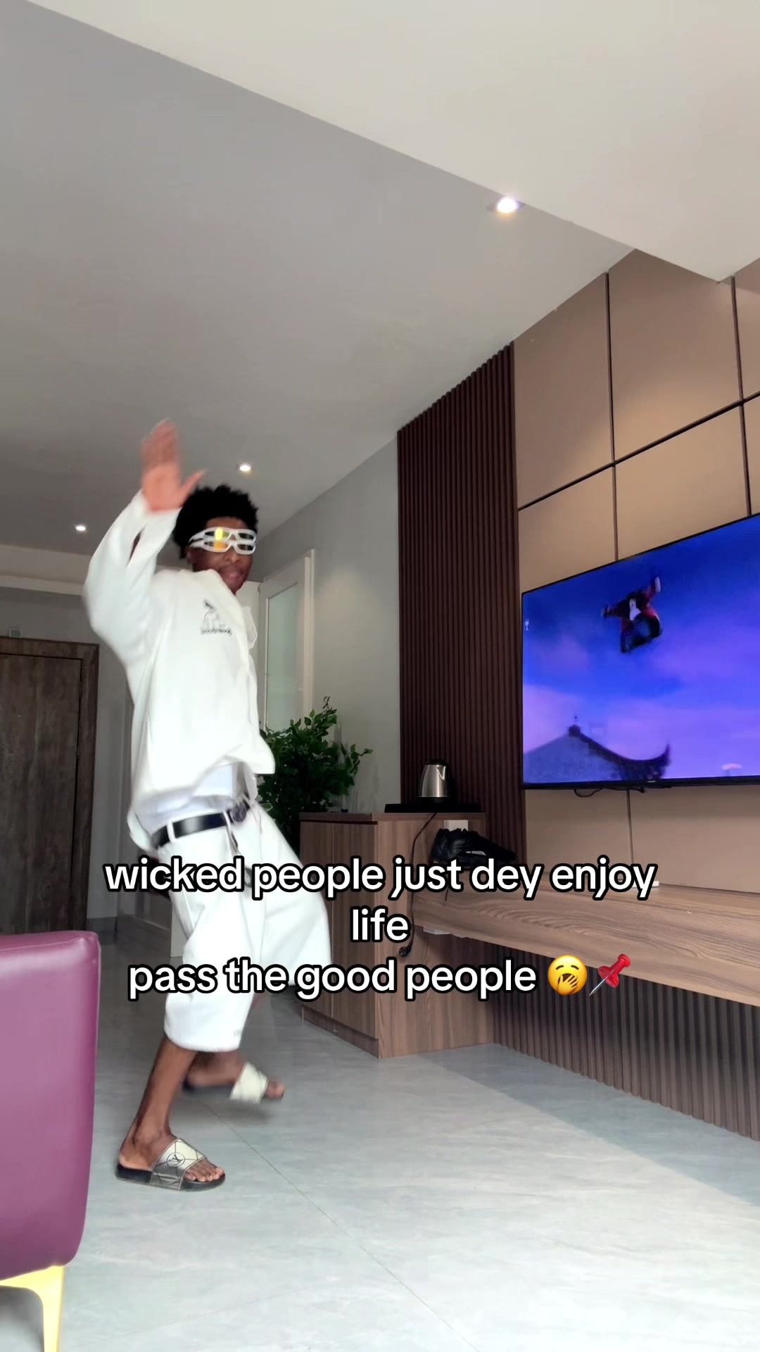 @〽️€hidix🦠