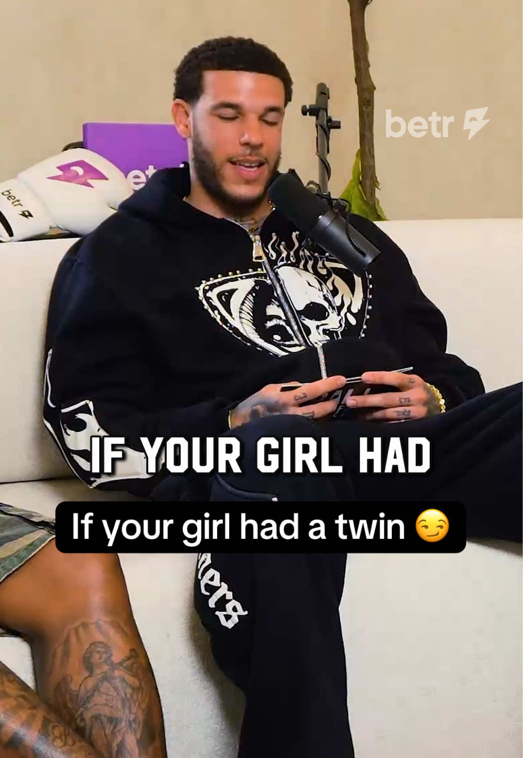 @ballinthefamilypod