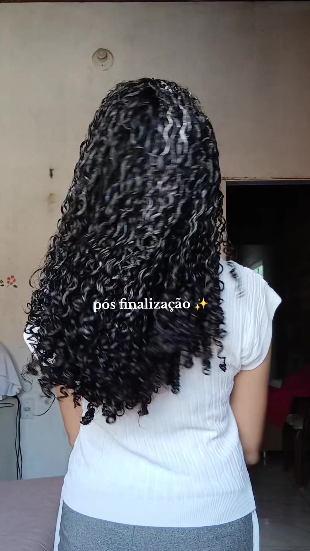 @Gecyelen Dias