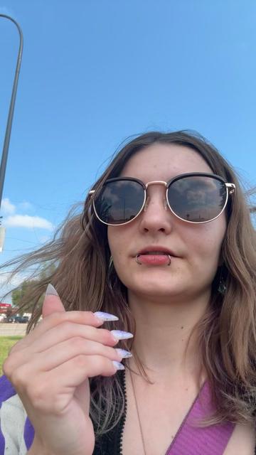 @Baylee 💜🇨🇦