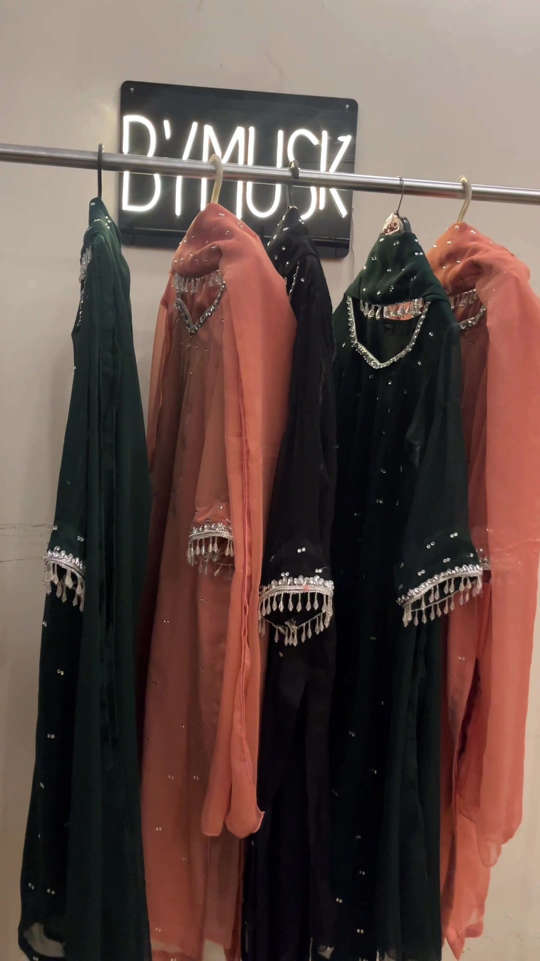 @Bymuskclothing