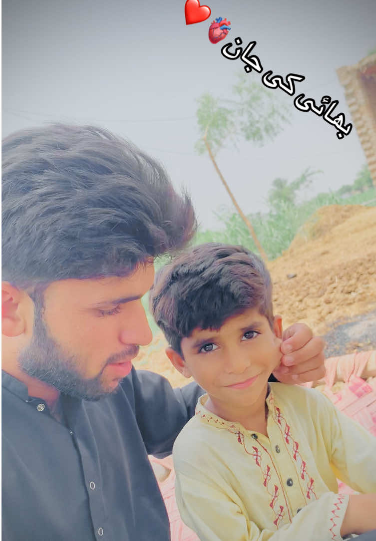 @حسنین روڑو آلہ 🥂🖤