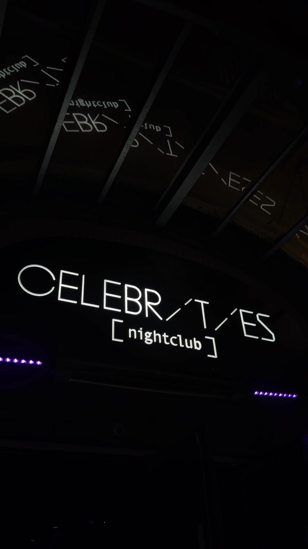 @Celebrities Nightclub