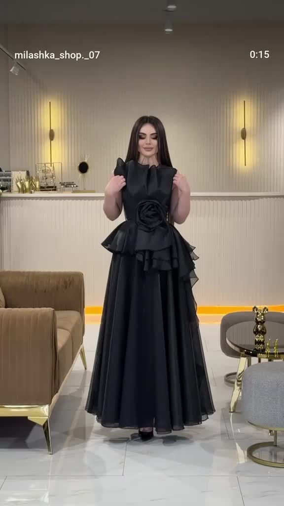 @Laurel _Dress