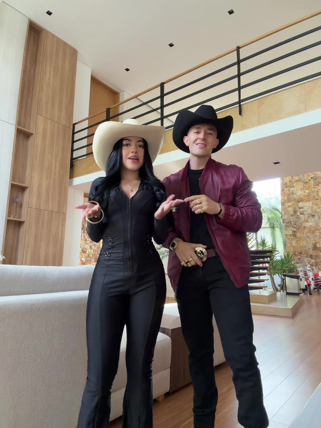 @Laura Sofía