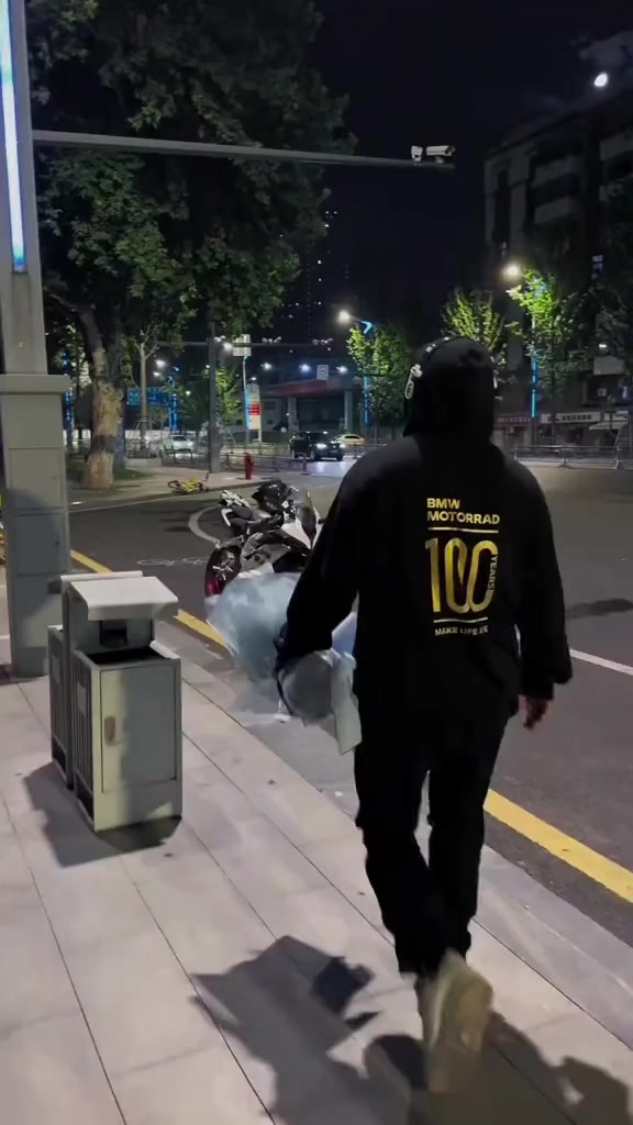 @𝘼𝙕𝙆𝘼𝙔𝙍𝙀𝙎 𝙑𝙀𝙃𝘼𝙉💫