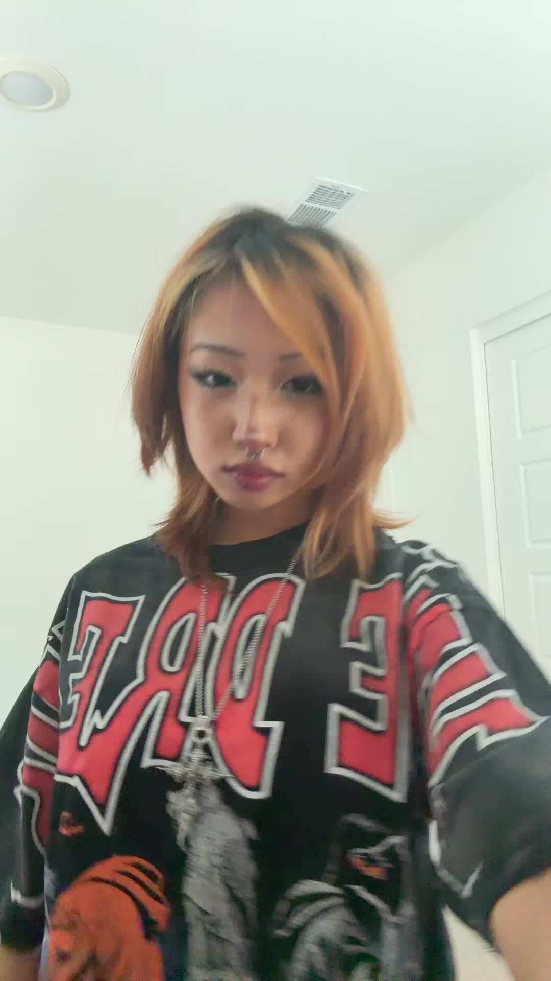 @Q!
