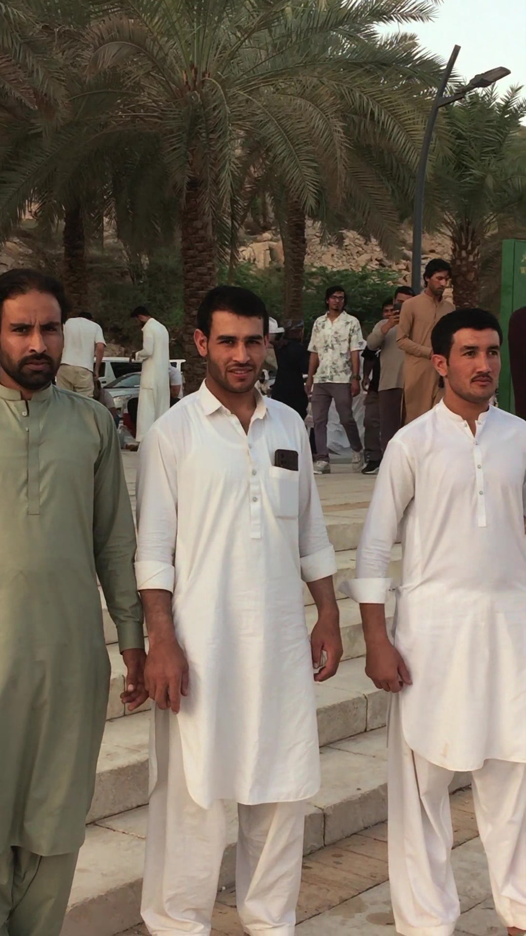 @Azeem kpk 💢