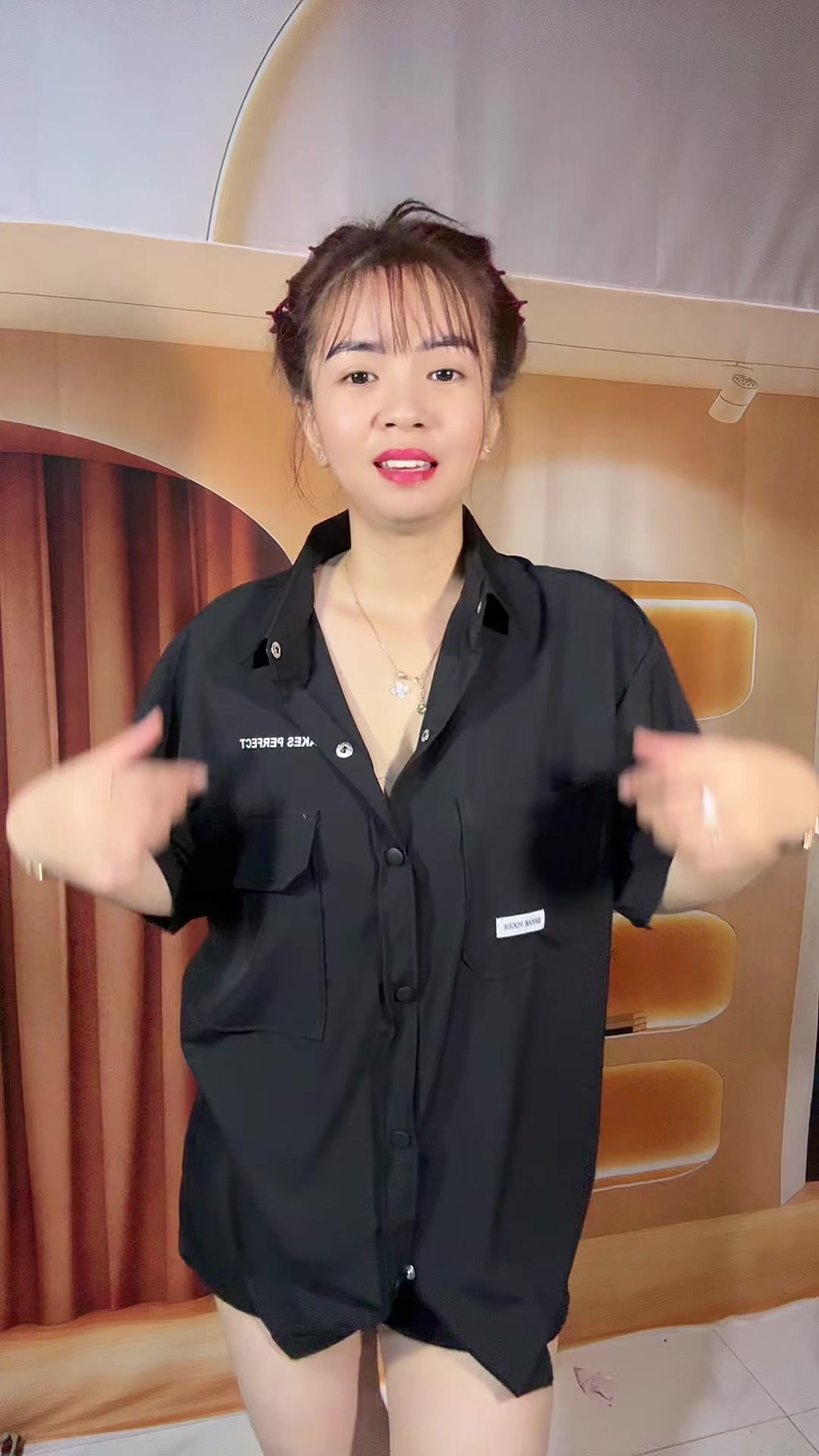 @Em Cẩm N&egrave;