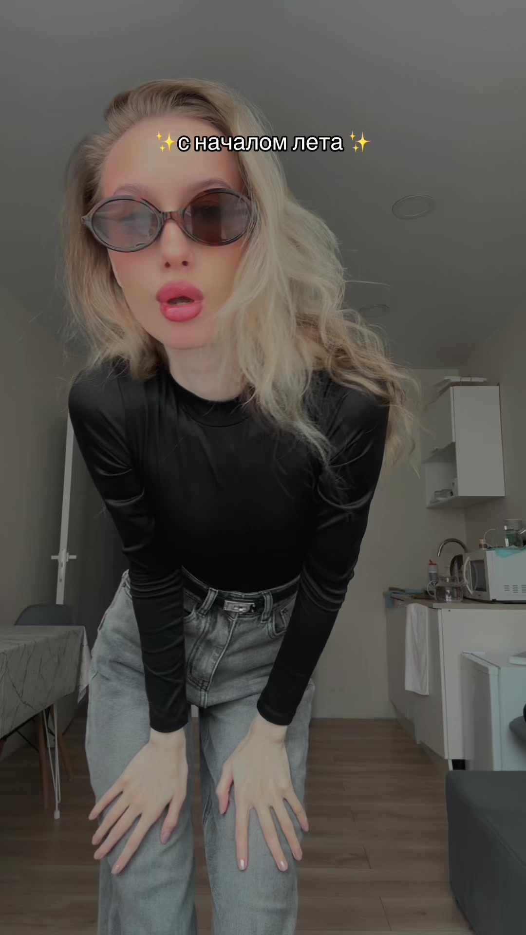 @r.v