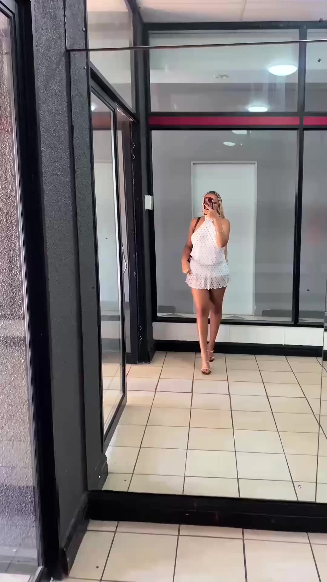 @zi_nhle01